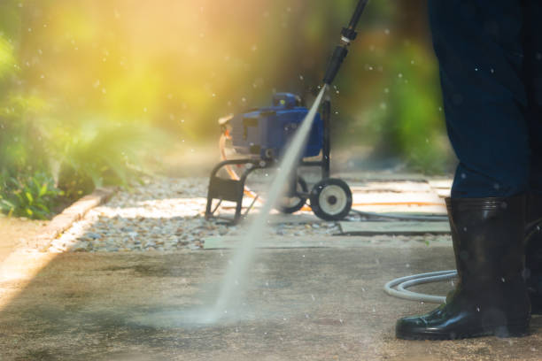 Professional Pressure Washing Services in Home Garden, CA